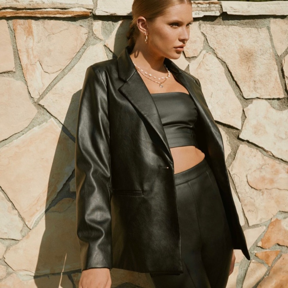 GLASSONS Faux Leather Blazer NWT